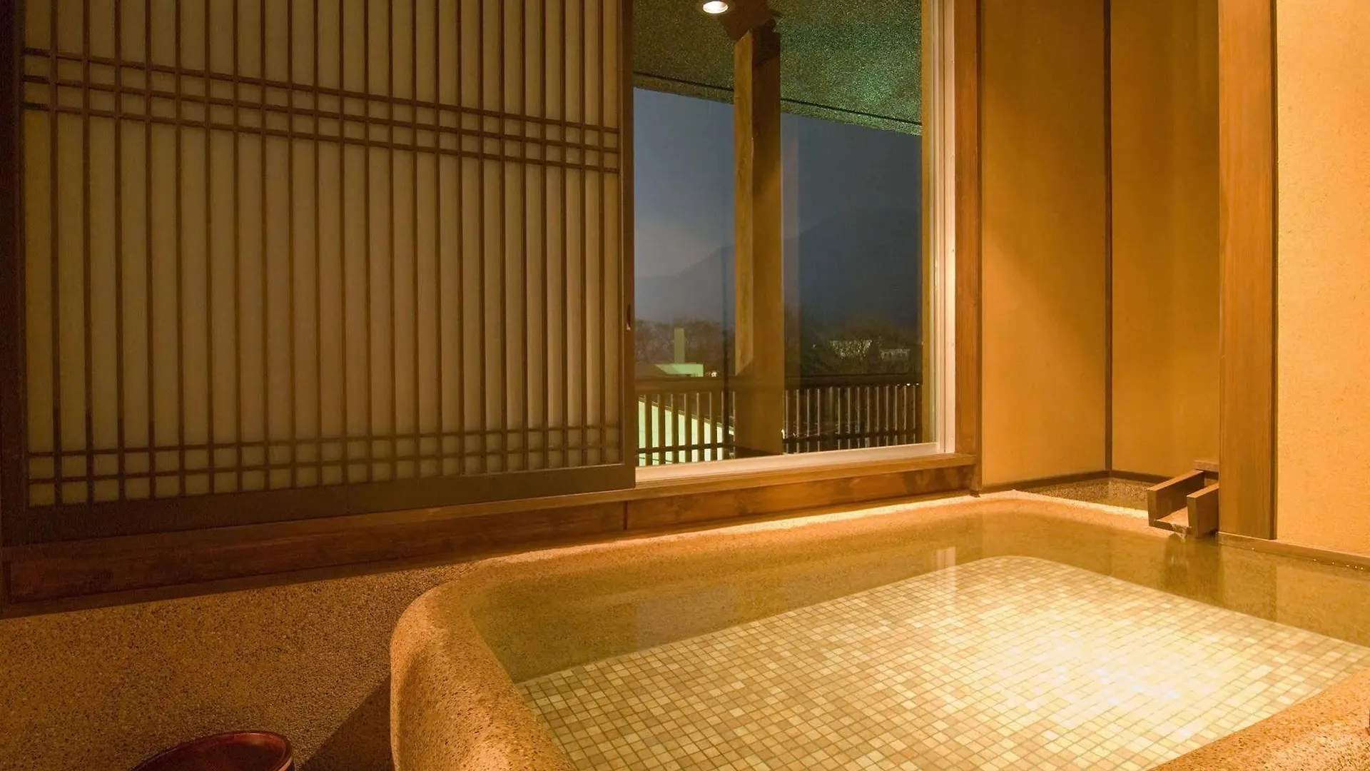 Hotel Mount View Hakone 3*,